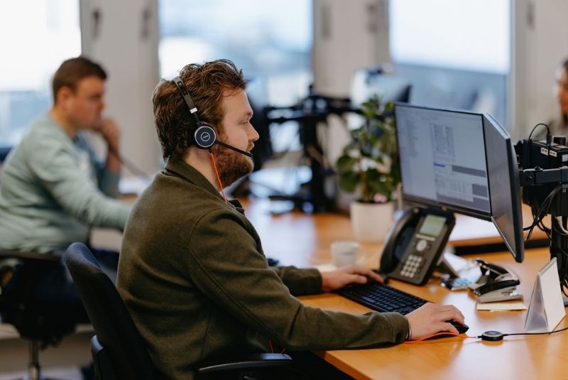 LeenMenken-klantenservice-telefoon